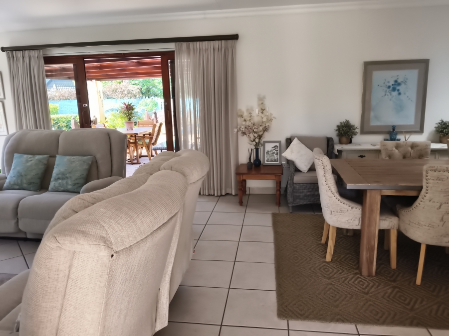 3 Bedroom Property for Sale in The Island Western Cape